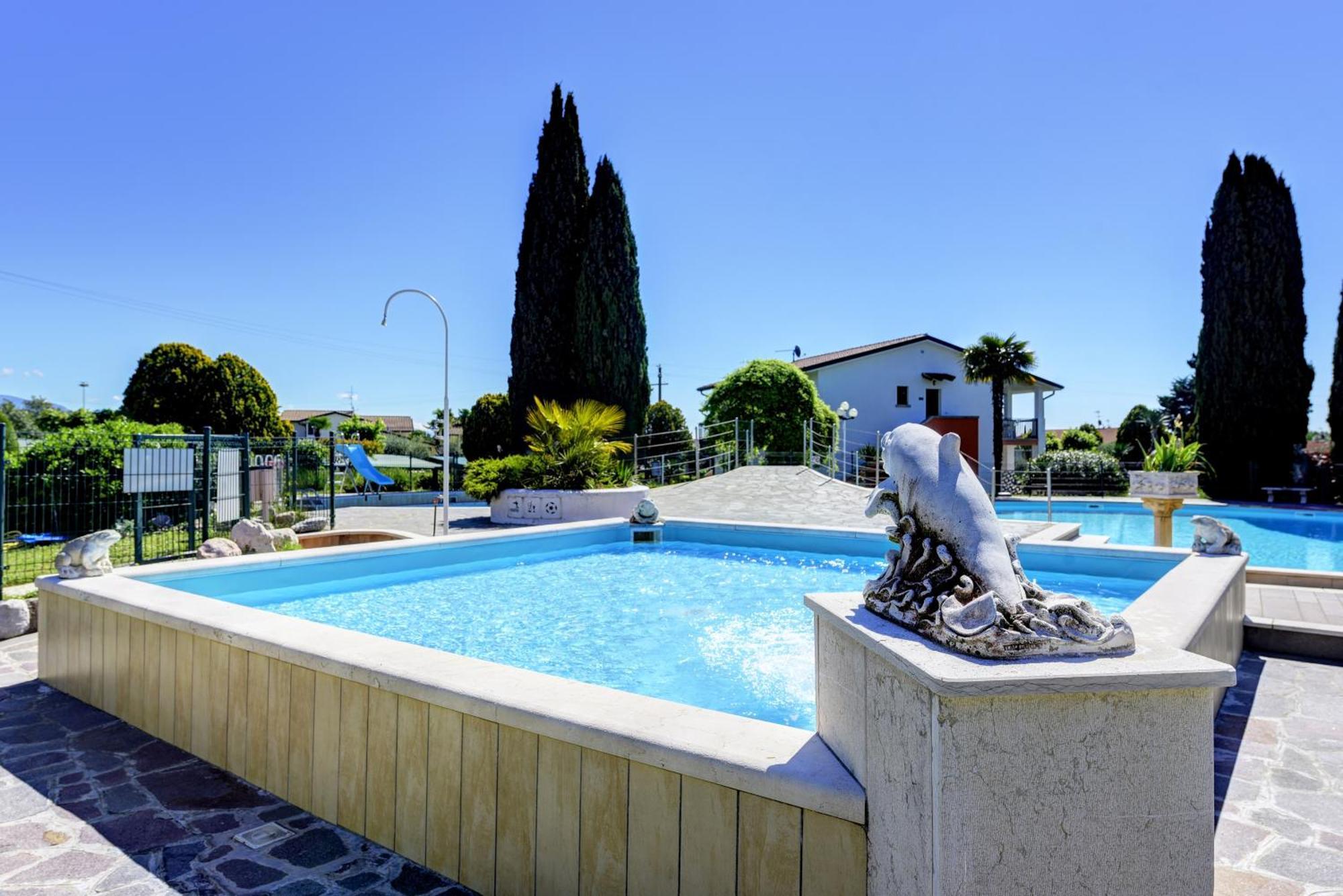 Italsol Residence Riai Moniga del Garda Rom bilde