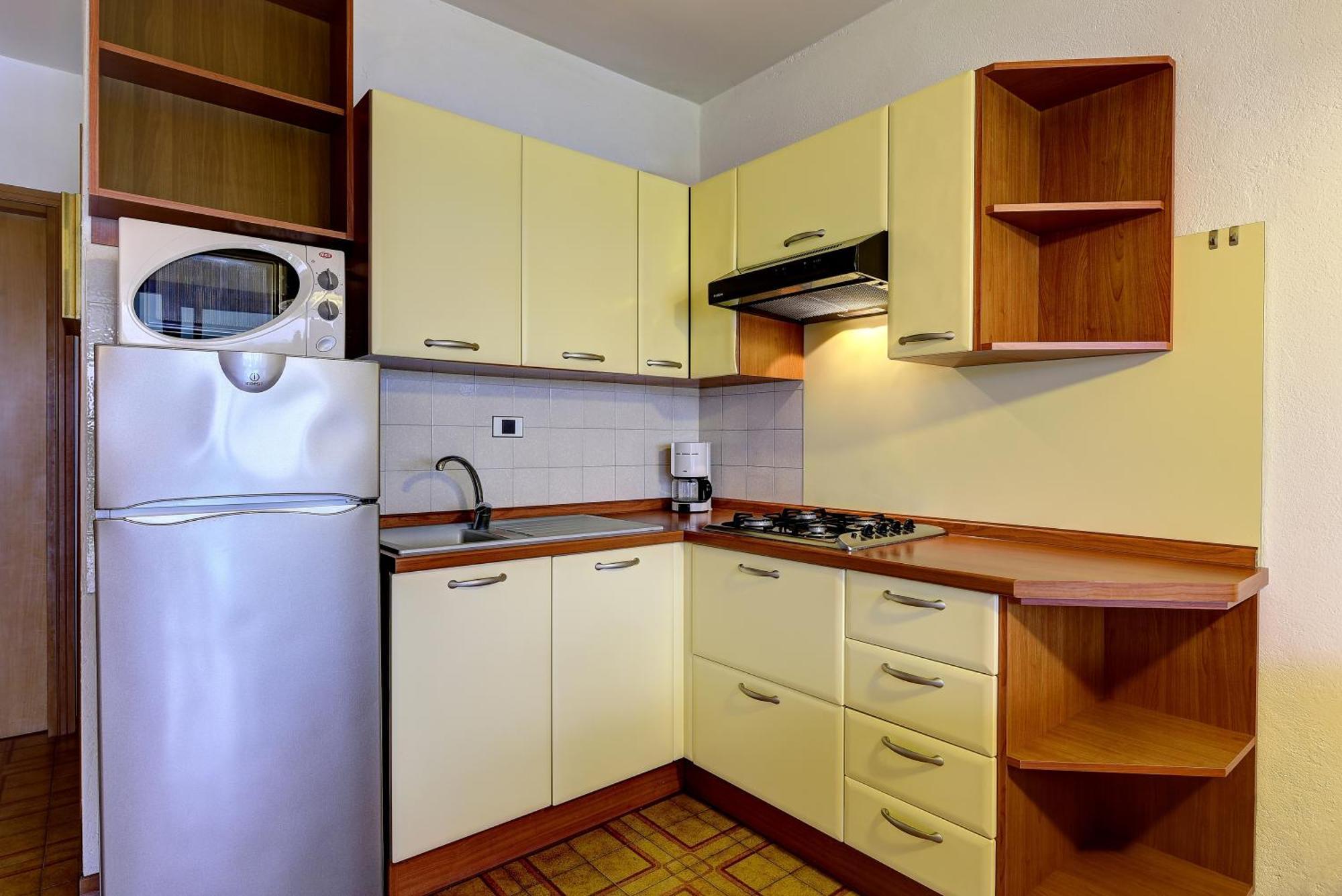 Italsol Residence Riai Moniga del Garda Rom bilde